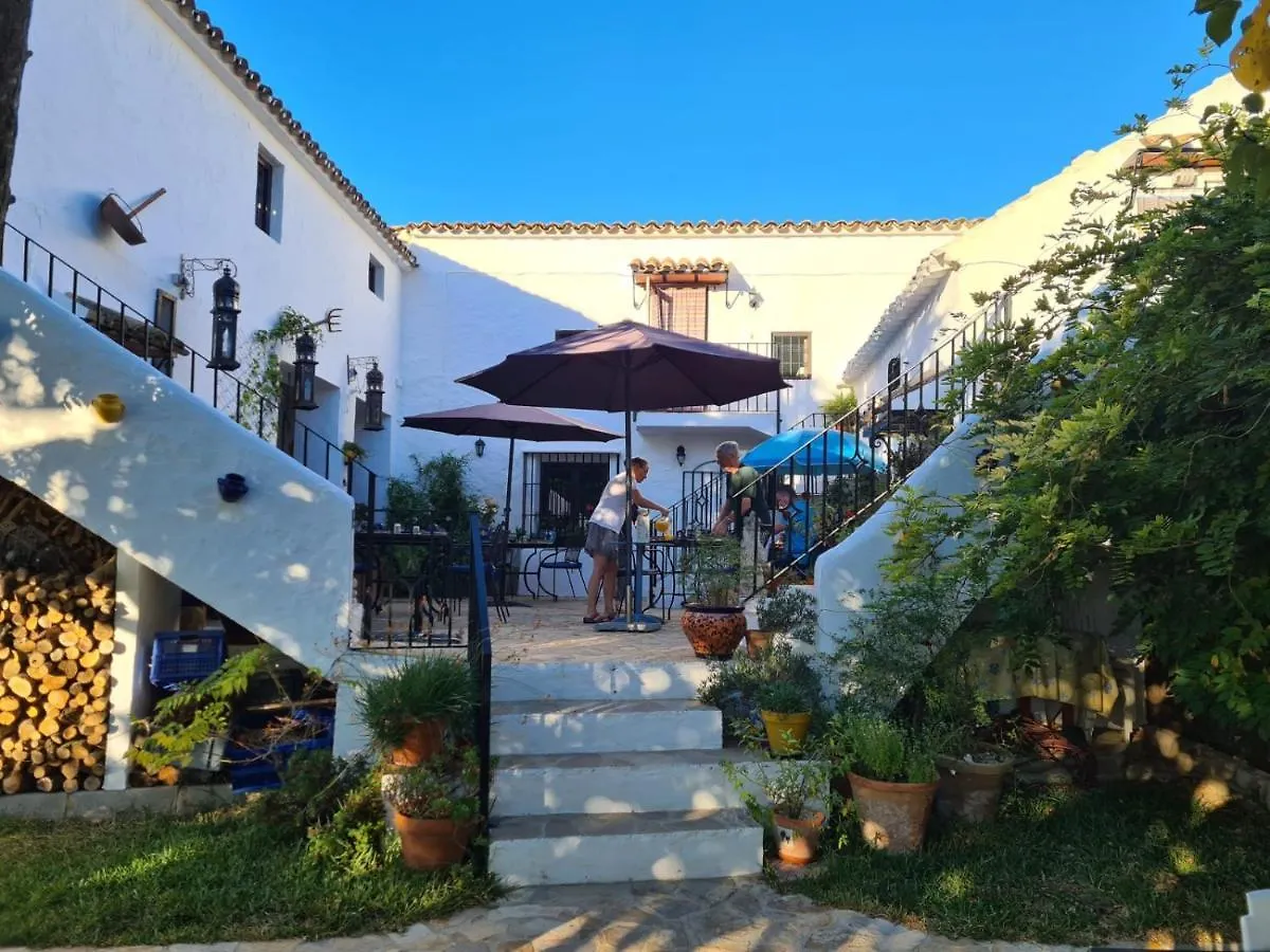 Nocleg ze śniadaniem Bed and Breakfast Cortijo La Haza Iznájar