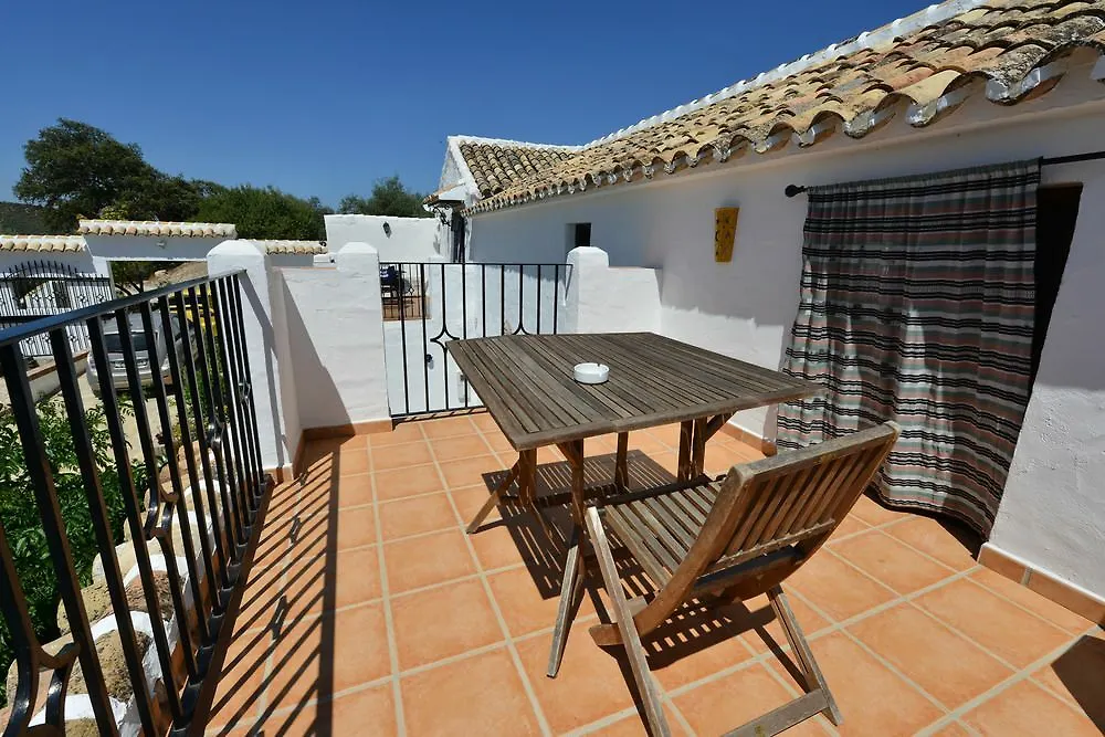 Nocleg ze śniadaniem Bed and Breakfast Cortijo La Haza Iznájar